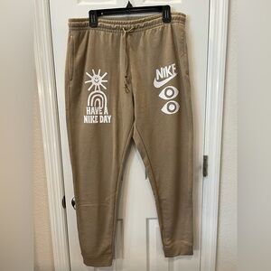 Nike Tan Sweatpants Relaxed Fit Joggers 28” inseam